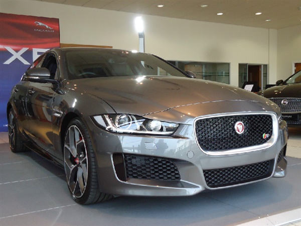 Jaguar XE Event now on. Very Special Savings on cars in stoc
