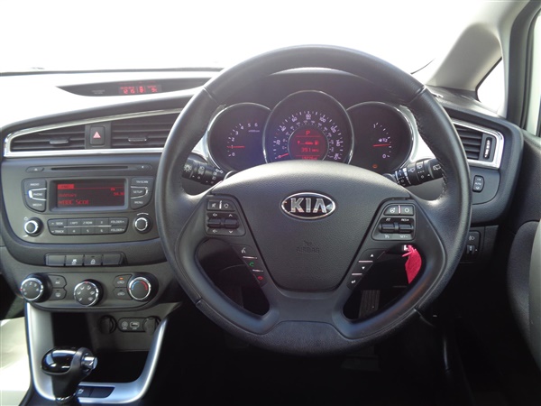 Kia Ceed 1.6 CRDi ISG 2 DCT Auto