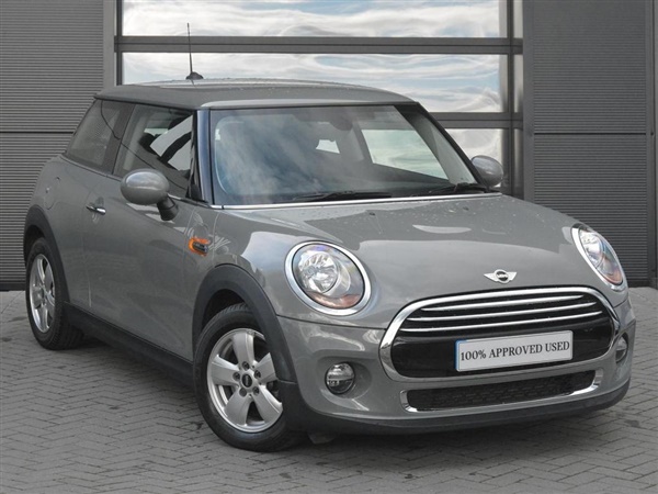 Mini Hatch Cooper 3-Door Hatch Auto