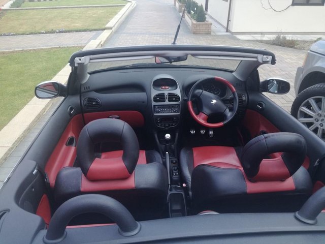 Peugeot 206 Convertible. with private registration  mi