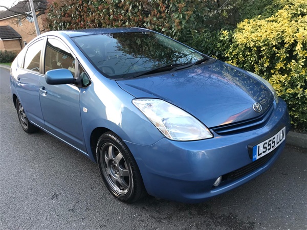 Toyota Prius 1.5 VVTi T Spirit Hybrid 5dr CVT Auto