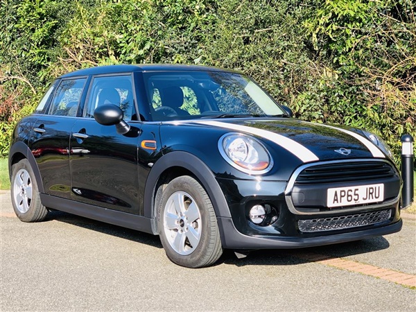 Mini Hatch 1.2 ONE [PEPPER PACK] 5DR JUST  MILES | 7.9%