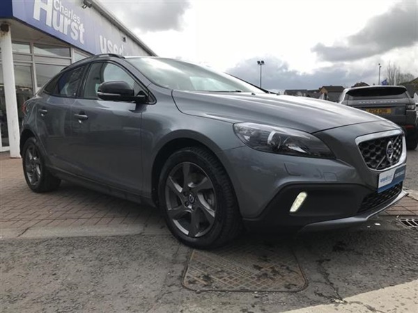 Volvo V40 D] Cross Country Lux 5Dr Geartronic Auto