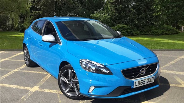 Volvo V40 Tbhp) R-Design Automatic (Winter Pack, City