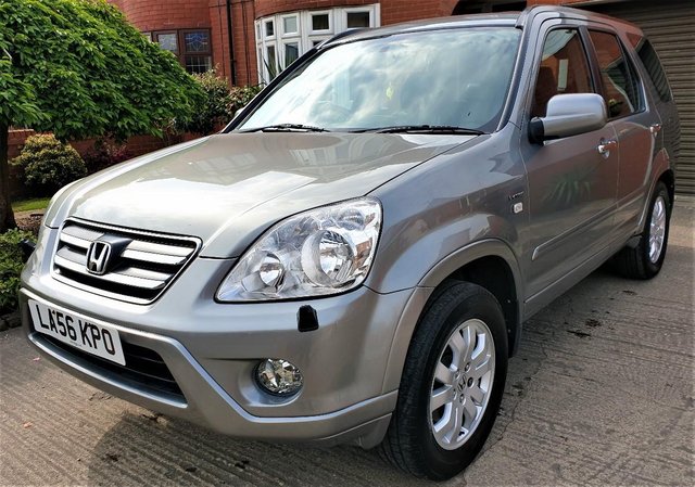 HONDA CR-V 2.0 i-VTEC EXECUTIVE 5DR PETROL X4