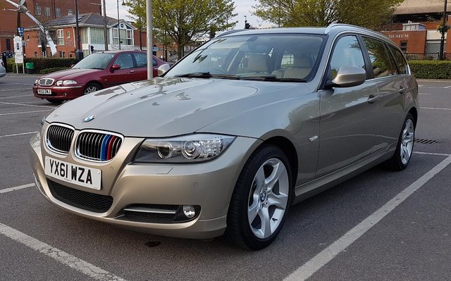 BMW 3 Series i Exclusive Touring 5dr