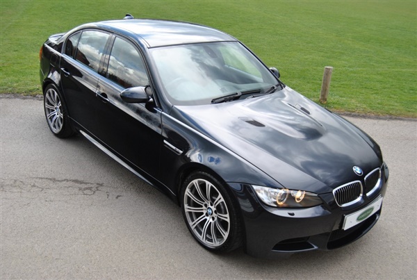 BMW M3 V8 M Drive SALOON