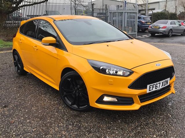 Ford Focus 2.0T Ecoboost St-3 Navigation 5Dr