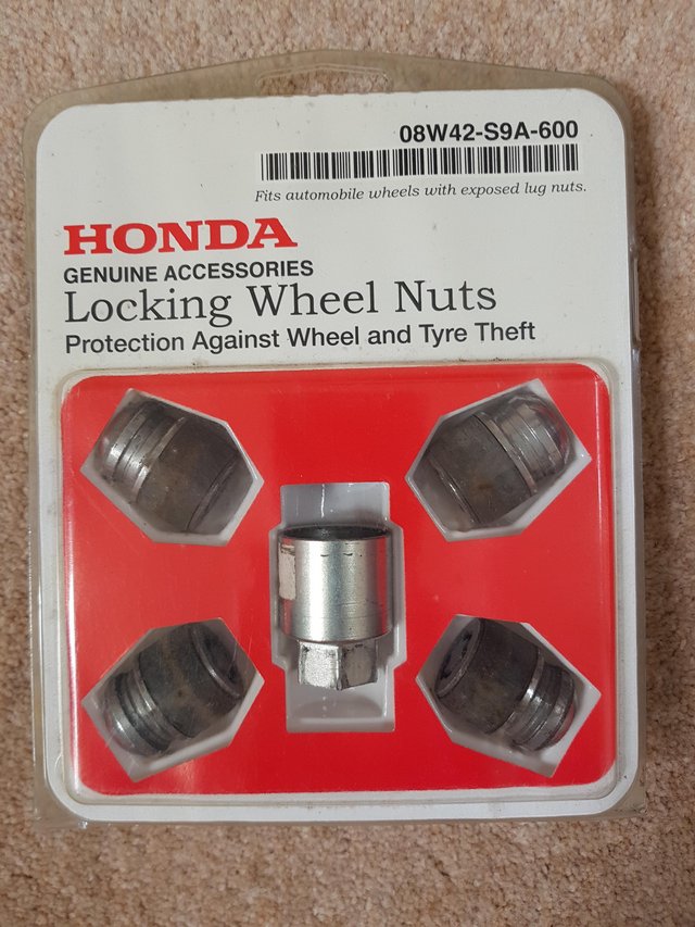 Locking wheelnut set for Honda CRV 