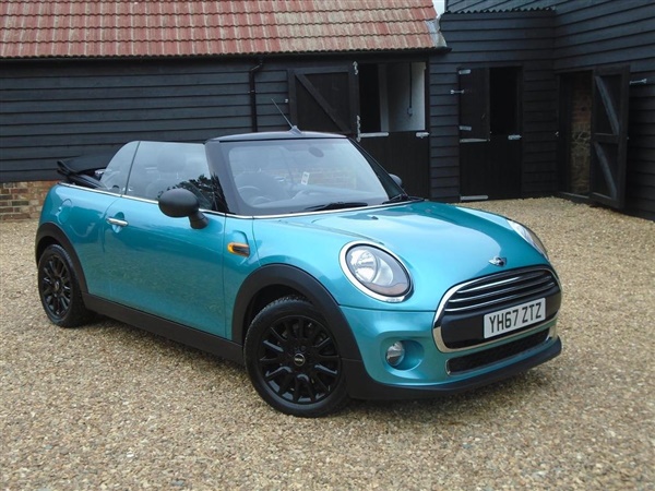 Mini Convertible 1.5 Cooper (Tech) (s/s) 2dr