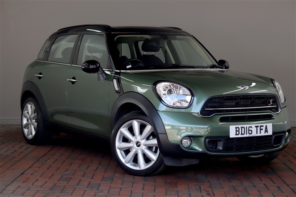 Mini Countryman 2.0 Cooper S D [18 Alloys, Bi-Xenon