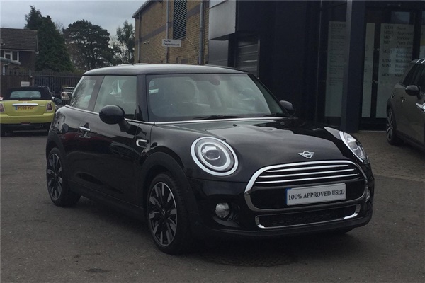 Mini Hatch 1.5 Cooper Exclusive II 3dr [Comfort Pack]