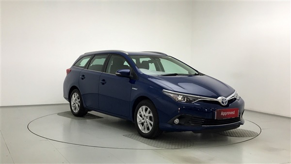 Toyota Auris 1.8 VVT-i HSD Business Edtion Touring Sports