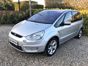 Ford S-Max  in Brentwood | Friday-Ad