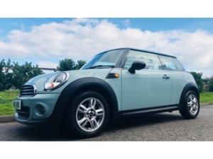 Mini Hatch One  in Lightwater | Friday-Ad