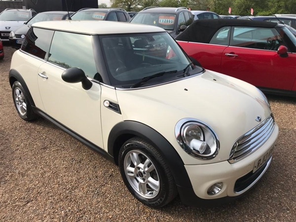 Mini Hatch 1.6 One D (Sport Chili) Hatchback 3dr Diesel