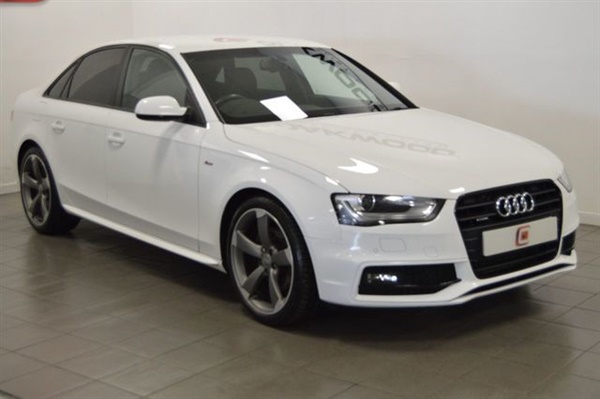 Audi A4 2.0 TDI QUATTRO S LINE BLACK EDITION 4d 174 BHP