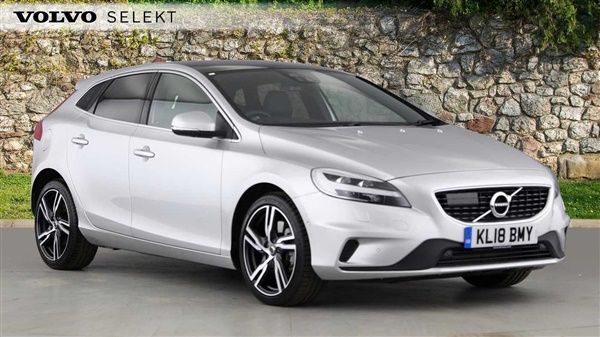 Volvo V40 T3 (Petrol) R-Design Automatic - Fixed Panoramic