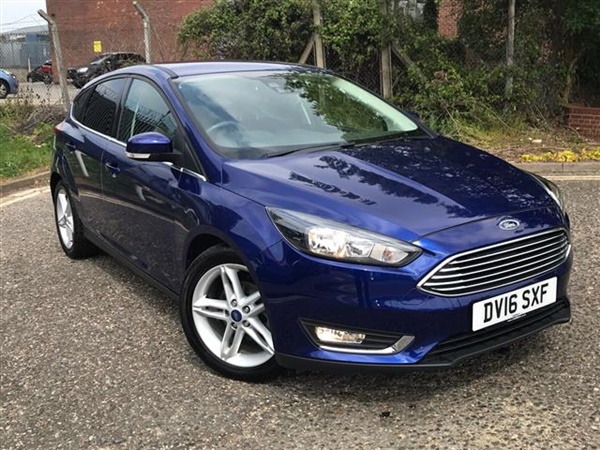 Ford Focus 1.0 Ecoboost 125 Titanium Navigation 5Dr