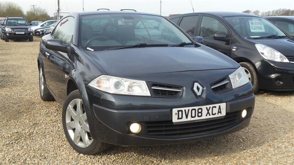 Renault Megane 1.6 VVT Dynamique 2dr