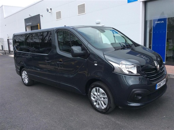 Renault Trafic 1.6 dCi LL27 SpaceClass Passenger 6dr