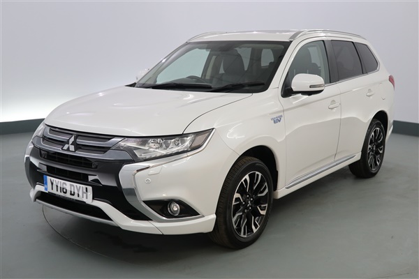 Mitsubishi Outlander 2.0 PHEV GX4hs 5dr Auto - SURROUND VIEW