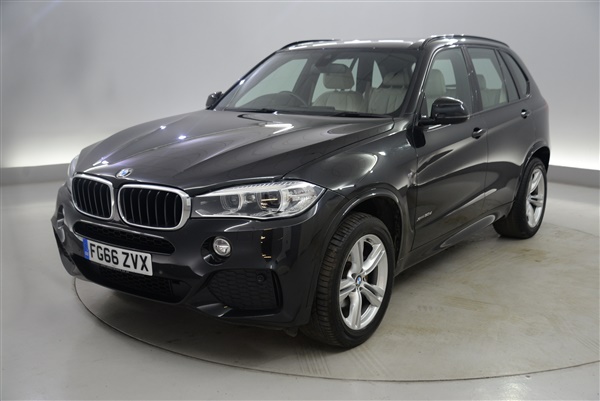 BMW X5 xDrive30d M Sport 5dr Auto - BRAKE ASSIST - LANE