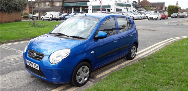 Kia Picanto 1.1 Chill 5dr 1 LADY OWNER FROM NEW