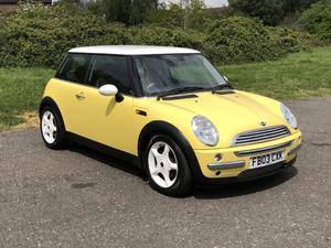 Mini Cooper 1.6 Petrol **NEW MOT** in St. Leonards-On-Sea |