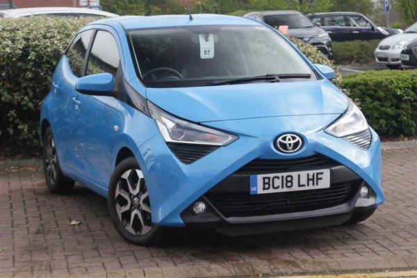 Toyota Aygo 1.0 VVT-i x-Plore 5-Dr