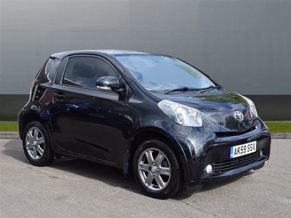 Toyota IQ 1.0 VVT-i 2 3dr