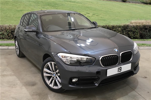 BMW 1 Series 116d Sport 5dr [Nav/Servotronic]