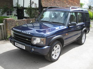 Land Rover Discovery TD5 XS 7 Seat  in Godstone |