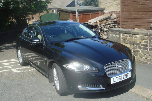 Jaguar XF LUXURY 2.2 DIESEL / AUTO