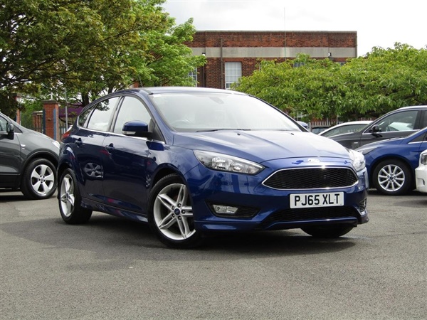 Ford Focus 1.5 TDCi Zetec S Hatchback 5dr Diesel Manual