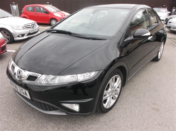 Honda Civic 1.8 i-VTEC ES 5dr