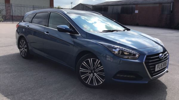 Hyundai i CRDi Blue Drive Premium 5dr Estate