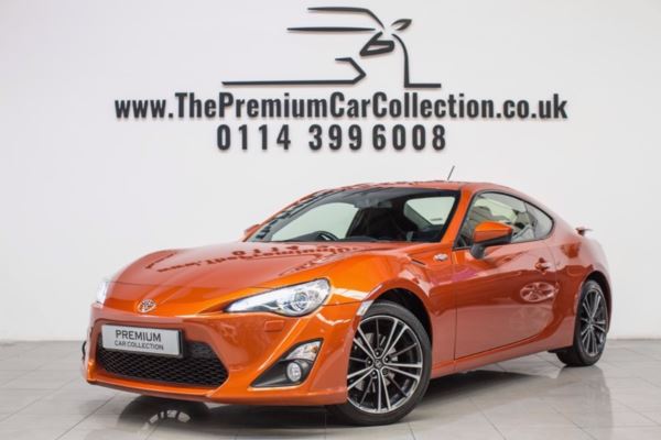 Toyota GT86 D-4S SAT NAV KEYLESS ENTRY AND GO FSH Coupe