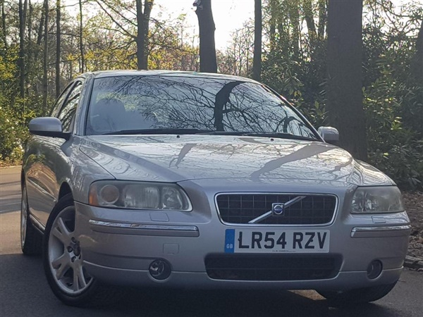 Volvo S T SE 4dr Auto