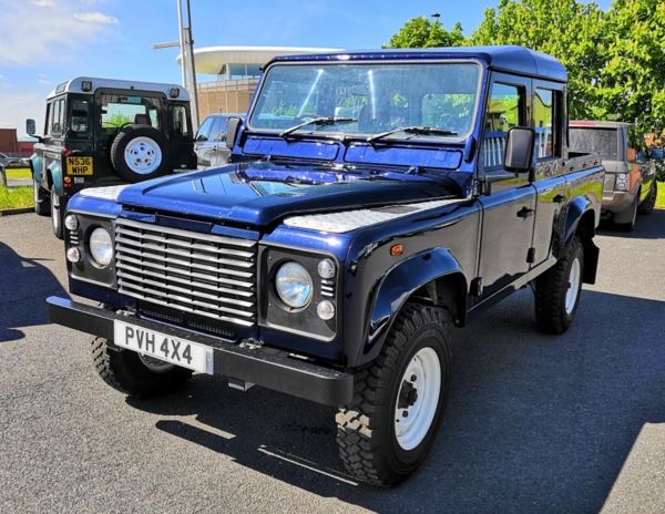 Land Rover Defender County Double Cab PickUp Td5 Double Cab