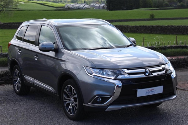 Mitsubishi Outlander 2.2 DI-D 3 5dr Auto 4x4/Crossover