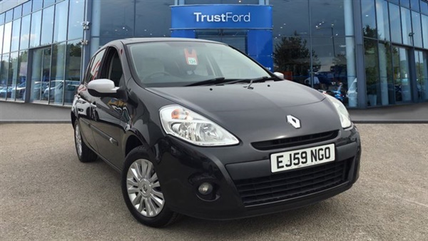 Renault Clio EXPRESSION 16V With Air Conditioning Manual