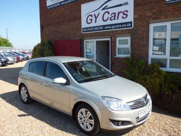 Vauxhall Astra 1.6 Easytronic Automatic Elite 5-Dr COMES