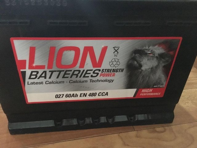 car battery heavy duty very good condition