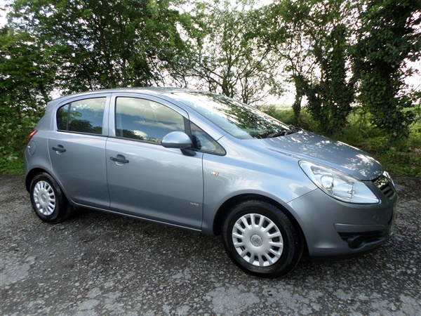 Vauxhall Corsa 1.2i 16V Life 5dr [AC]