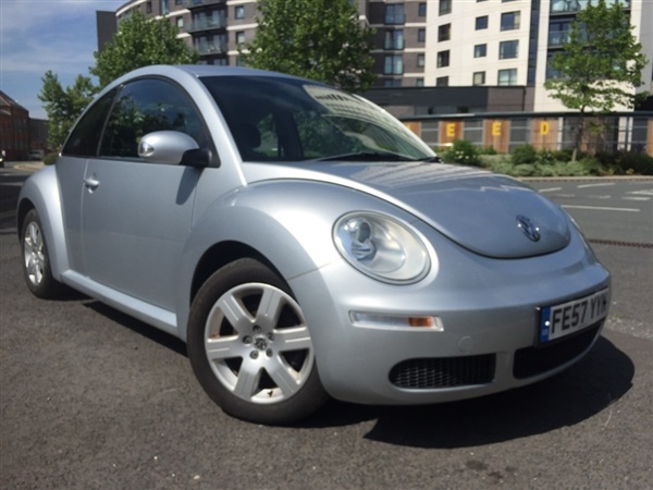Volkswagen Beetle 1.6 Luna 3dr