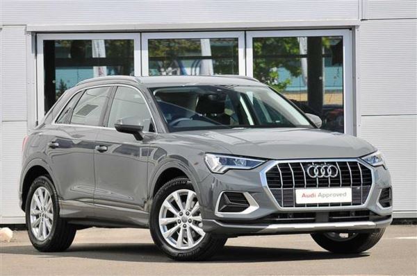 Audi Q3 Sport 35 Tfsi 150 Ps S Tronic Auto 4X4 Vehicle