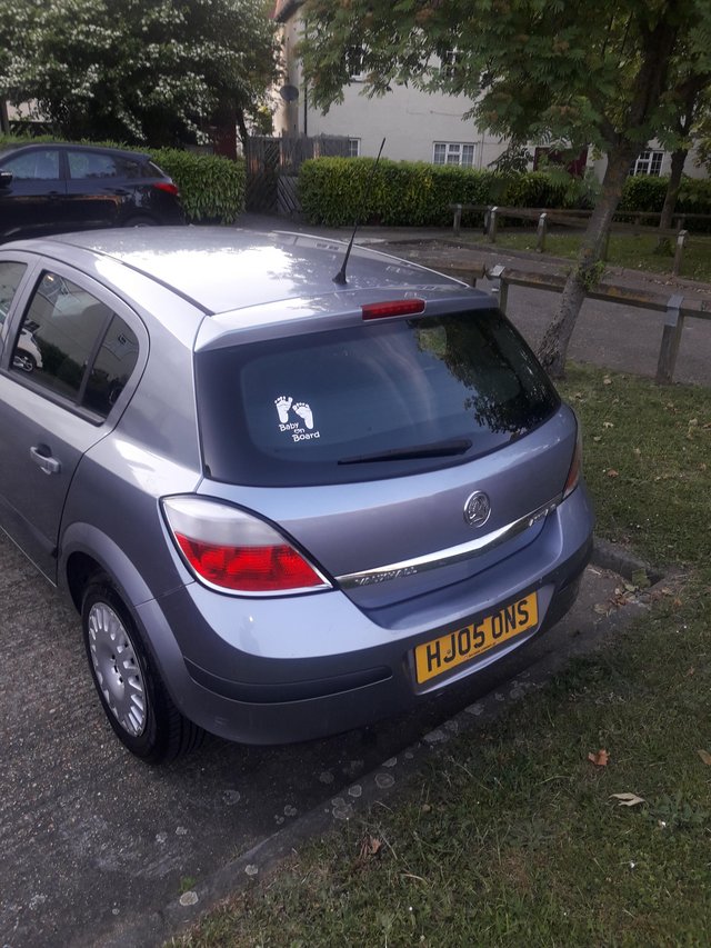 For sale is a vauxhall astra automatic 1.8 silver