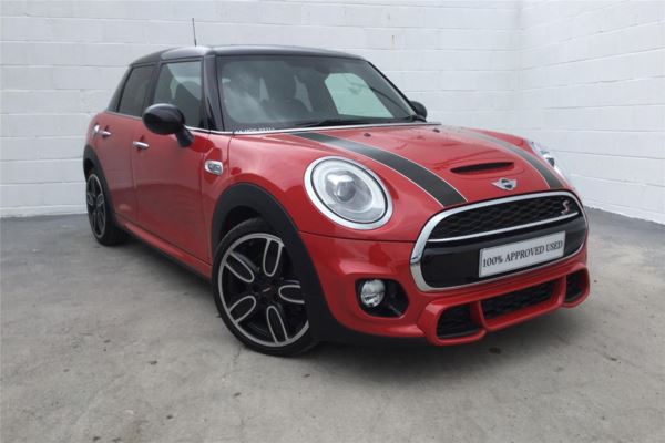 MINI Hatch 2.0 Cooper S 5dr Auto [Tech/JCW Chili Pack]