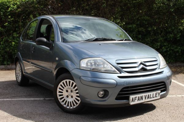 Citroen C3 Exclusive 16v 5dr **LOW MILES++NEW MOT**